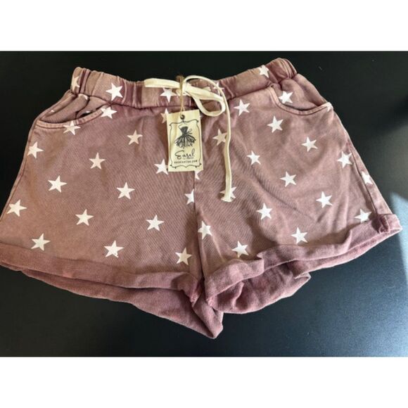 NWT Easel Los Angeles Rust Color Star Jrs Junior Shorts Size Medium - Picture 1 of 8